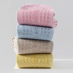 Mighty Ladies Yoga Socks – Anti-Slip Breathable Cotton for Enhanced Comfort and Stability During Workouts 2